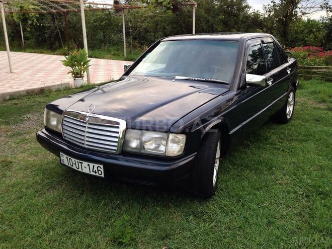 Mercedes 190 1991, 200,000 km - 1.8 л - Bakı