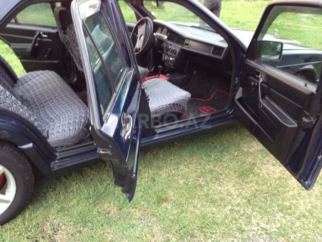Mercedes 190 1991, 200,000 km - 1.8 л - Bakı