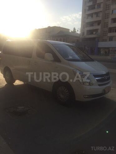 Hyundai H-1 2011, 150,000 km - 2.5 л - Bakı