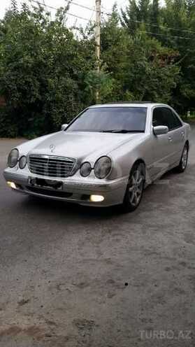 Mercedes E 270 2001, 260,000 km - 2.7 l - Mingəçevir