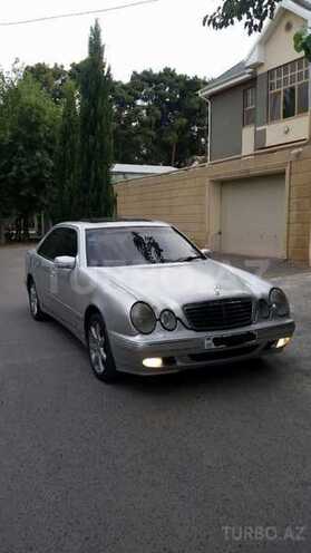 Mercedes E 270 2001, 260,000 km - 2.7 l - Mingəçevir