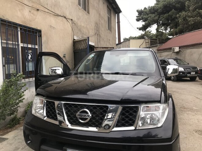 Nissan Navara 2010, 88,000 km - 0.3 l - Bakı