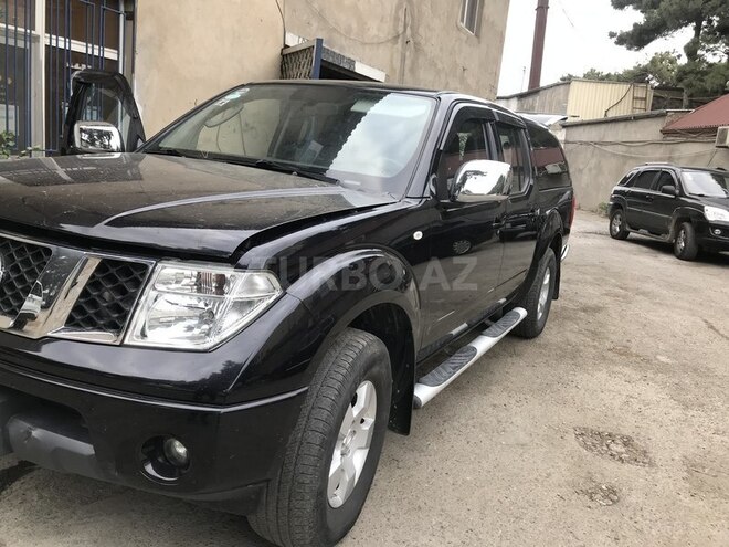 Nissan Navara 2010, 88,000 km - 0.3 l - Bakı