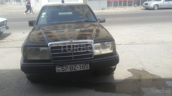 Mercedes E 230 1988, 230,000 km - 2.3 l - Bakı