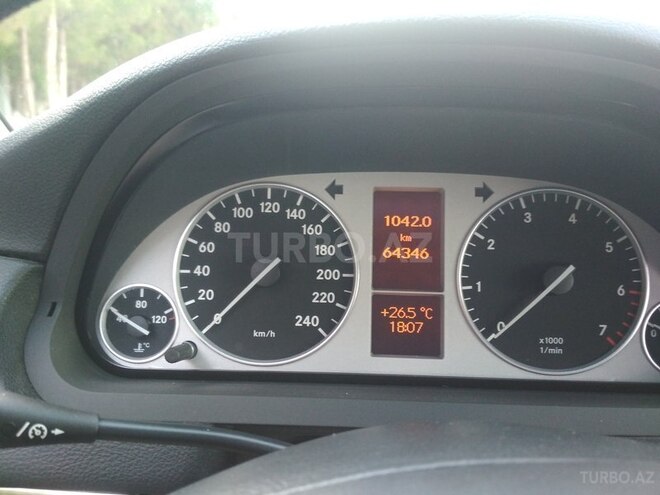 Mercedes B 170 2008, 64,000 km - 1.7 л - Bakı