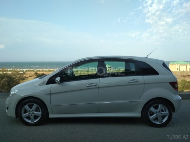 Mercedes B 170 2008, 64,000 km - 1.7 л - Bakı