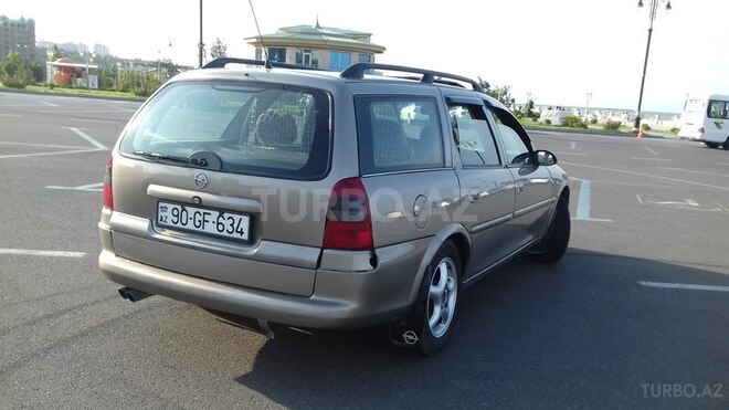 Opel Vectra 1998, 250,000 km - 2.0 l - Sumqayıt