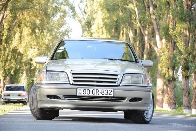 Mercedes C 230 1999, 250,000 km - 2.3 l - Zaqatala