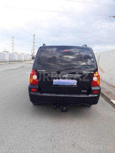 Hyundai Terracan 2003, 365,000 km - 2.9 l - Mingəçevir