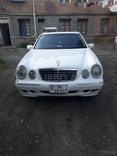 Mercedes E 240 2001, 270,000 km - 2.6 л - Gəncə