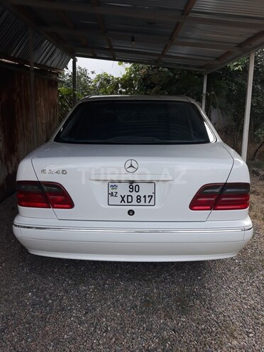 Mercedes E 240 2001, 270,000 km - 2.6 л - Gəncə