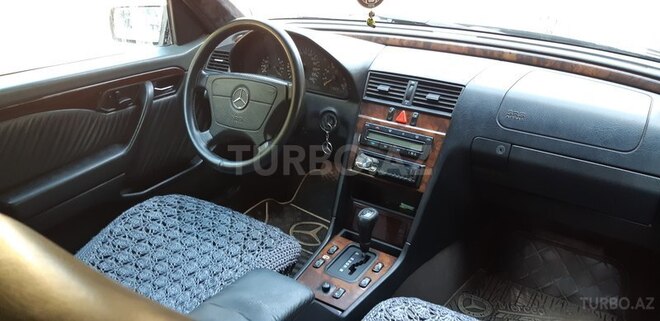 Mercedes C 220 1996, 325,000 km - 2.2 л - Sumqayıt