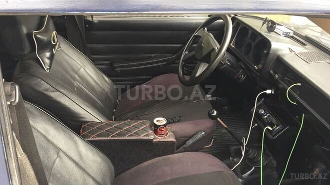 LADA (VAZ) 2105 1990, 93,333 km - 0.2 l - Bakı