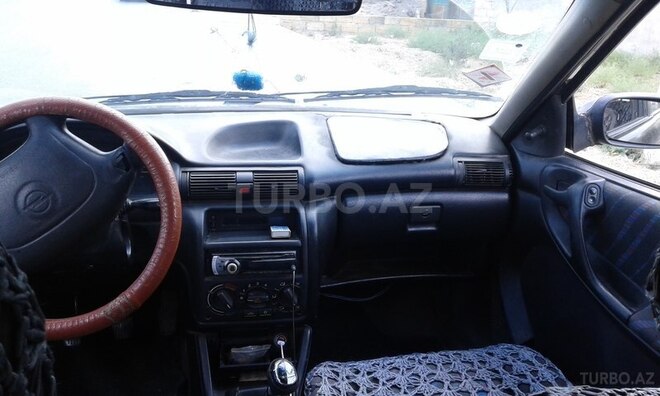 Opel Astra 1995, 200,000 km - 1.6 l - Sumqayıt