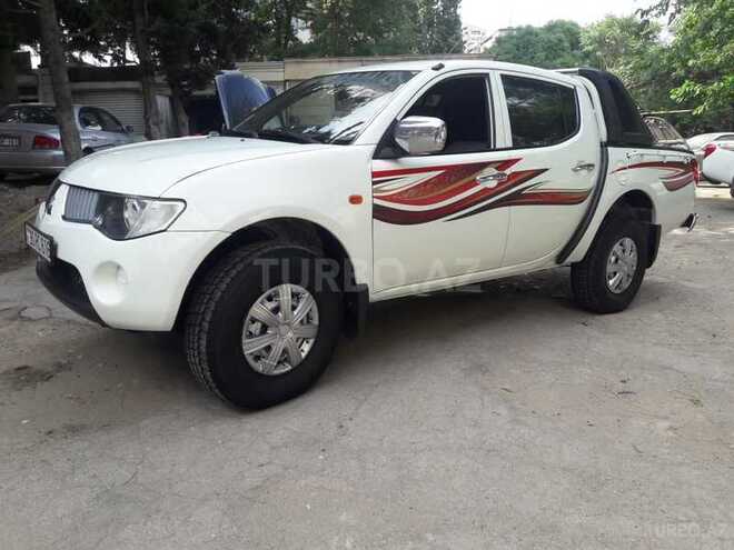 Mitsubishi L200 2008, 183,000 km - 2.5 l - Bakı