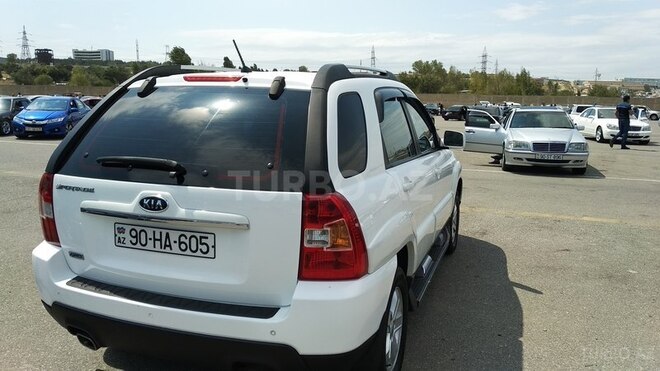 Kia Sportage 2009, 176,000 km - 2.0 l - Bakı