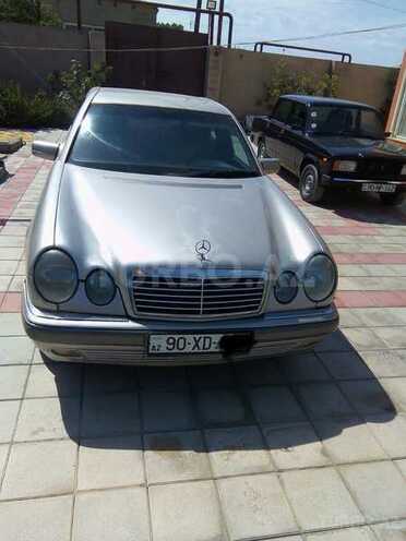 Mercedes E 200 1996, 368,000 km - 2.0 l - Bakı