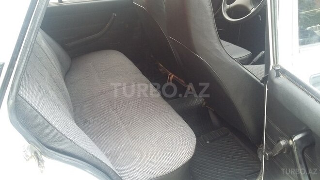 LADA (VAZ) 2107 2008, 52,000 km - 1.6 l - Salyan