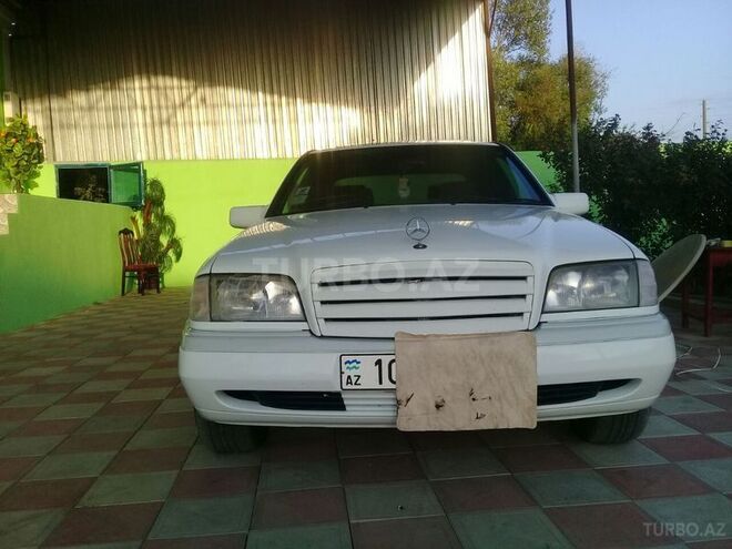 Mercedes C 220 1996, 210,000 km - 2.2 l - Biləsuvar