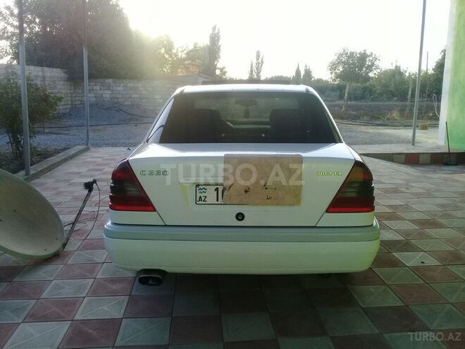 Mercedes C 220 1996, 210,000 km - 2.2 l - Biləsuvar