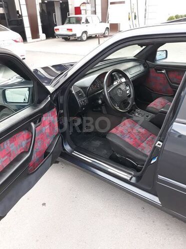 Mercedes C 180 1995, 240,000 km - 1.8 l - Gəncə
