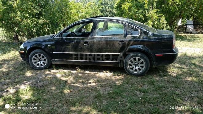 Volkswagen Passat 2002, 258,000 km - 1.8 л - Bərdə