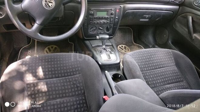 Volkswagen Passat 2002, 258,000 km - 1.8 л - Bərdə