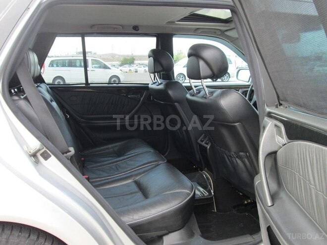 Mercedes E 240 1999, 370,000 km - 2.4 l - Bakı