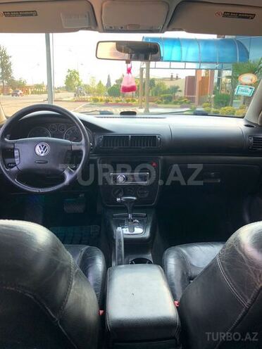 Volkswagen Passat 2001, 297,500 km - 1.8 l - Gəncə