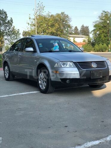 Volkswagen Passat 2001, 297,500 km - 1.8 l - Gəncə