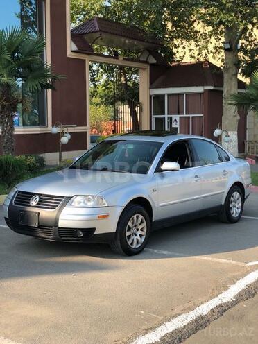 Volkswagen Passat 2001, 297,500 km - 1.8 l - Gəncə