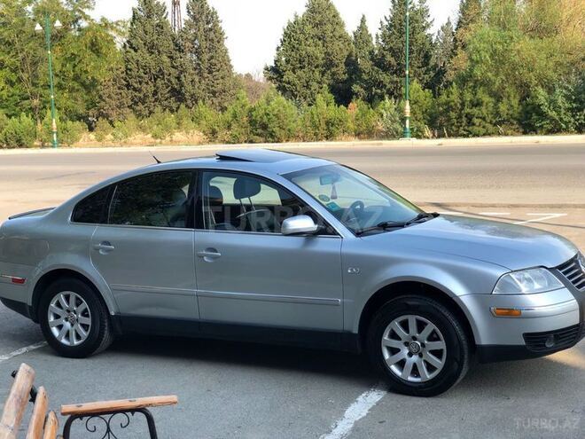 Volkswagen Passat 2001, 297,500 km - 1.8 l - Gəncə
