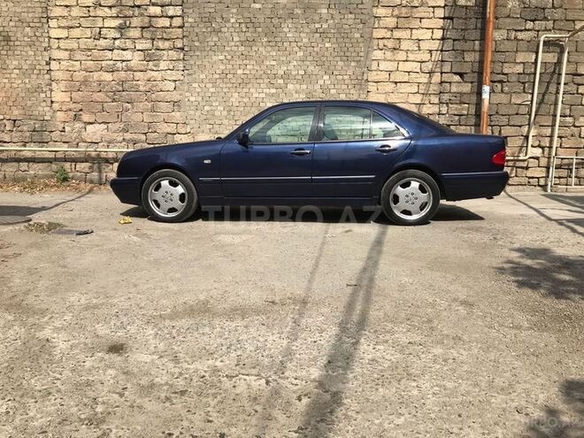 Mercedes E 200 1998, 277,355 km - 2.0 l - Bakı
