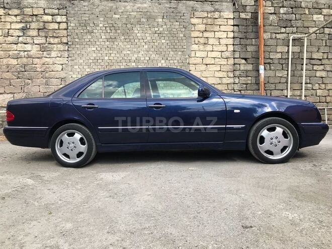 Mercedes E 200 1998, 277,355 km - 2.0 l - Bakı