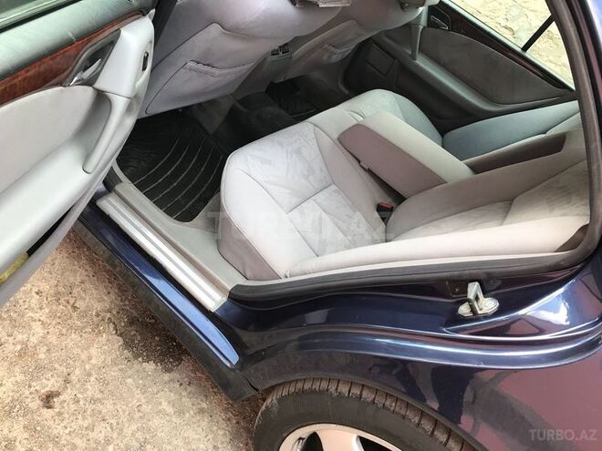 Mercedes E 200 1998, 277,355 km - 2.0 l - Bakı