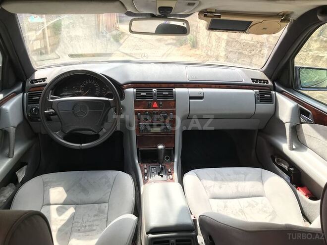 Mercedes E 200 1998, 277,355 km - 2.0 l - Bakı