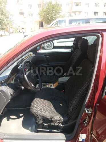 Mercedes E 240 1999, 250,000 km - 2.4 l - Bakı