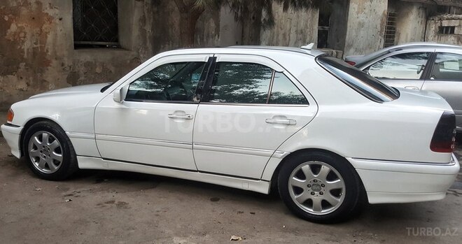 Mercedes C 230 1999, 210,050 km - 0.2 л - Bakı