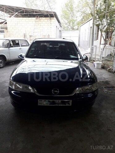 Opel Vectra 1999, 240,000 km - 1.6 l - Gəncə
