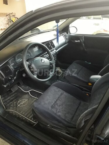 Opel Vectra 1999, 240,000 km - 1.6 l - Gəncə