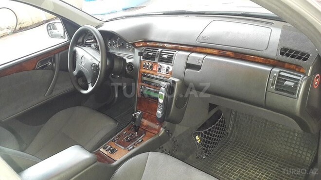 Mercedes E 280 2001, 138,000 km - 2.8 l - Şəmkir