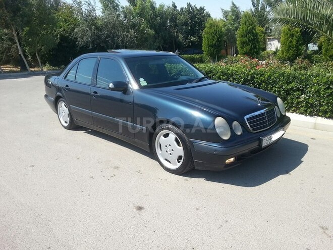 Mercedes E 240 2000, 270,235 km - 2.4 l - Sumqayıt