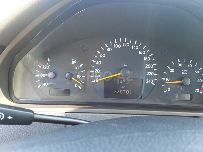 Mercedes E 240 2000, 270,235 km - 2.4 l - Sumqayıt