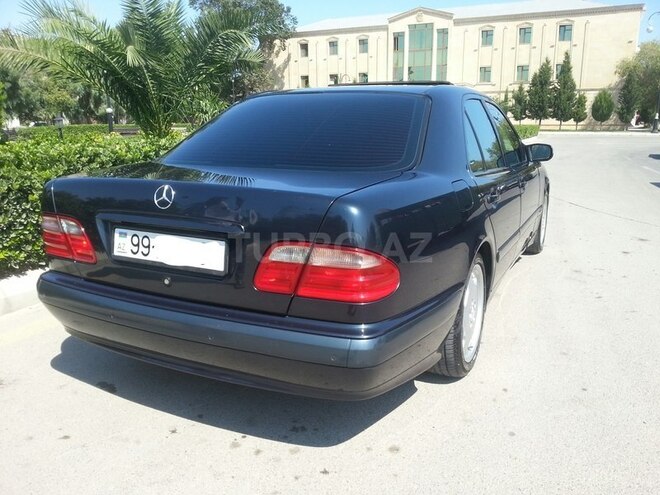 Mercedes E 240 2000, 270,235 km - 2.4 l - Sumqayıt