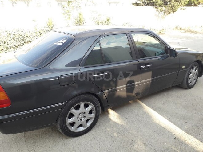 Mercedes C 200 1996, 235,733 km - 2.0 l - Bakı