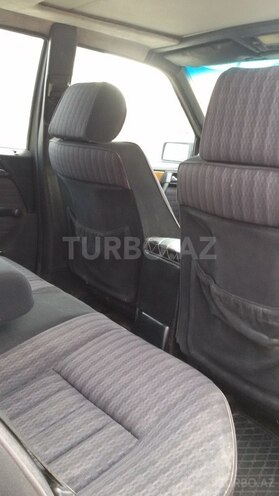 Mercedes E 220 1993, 396,380 km - 2.2 л - Bakı