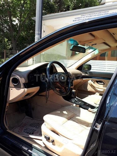 BMW 530 2003, 286,000 km - 3.0 л - Bakı