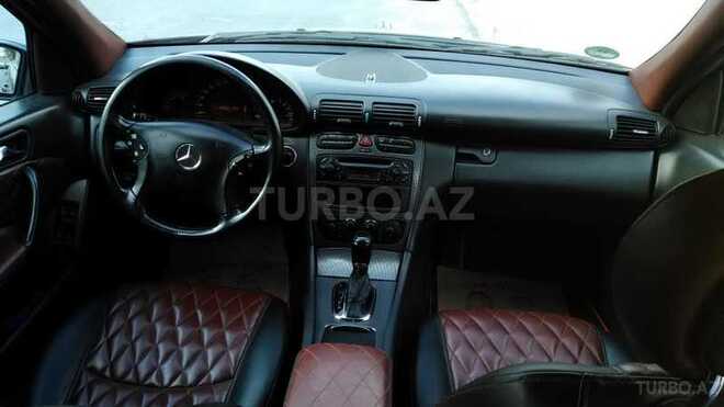Mercedes C 240 2000, 200,000 km - 2.6 л - Bakı