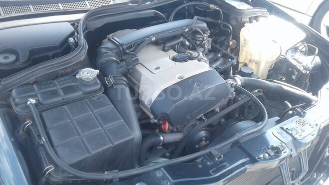 Mercedes C 200 1999, 235,851 km - 2.2 l - Bakı