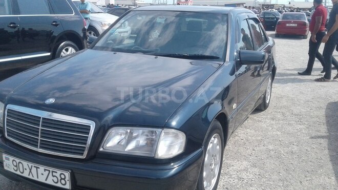 Mercedes C 200 1999, 235,851 km - 2.2 l - Bakı